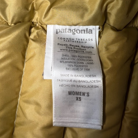 Patagonia women’s Down Puffer Jacket | XS - Picture 9 of 11